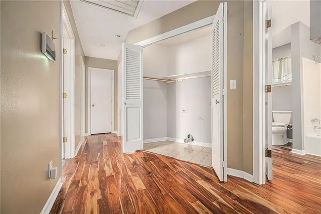 $359,900 | 9708 North Campbell Drive, Kansas City, MO 64155