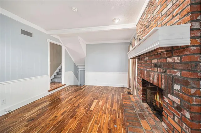 $359,900 | 9708 North Campbell Drive, Kansas City, MO 64155