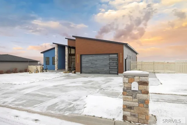 $725,000 | 627 South Hidden Valley Road, Rexburg, ID 83440