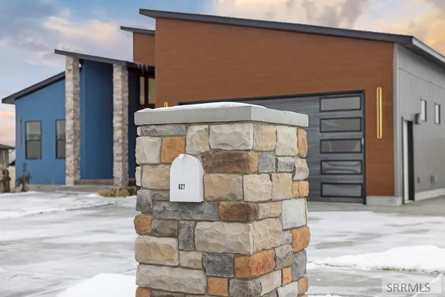 $725,000 | 627 South Hidden Valley Road, Rexburg, ID 83440