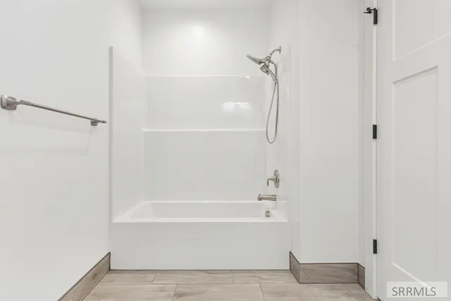 $725,000 | 627 South Hidden Valley Road, Rexburg, ID 83440