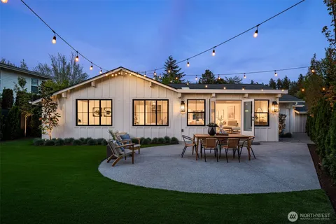 $2,798,000 | 2829 92nd Avenue Northeast, Clyde Hill, WA 98004