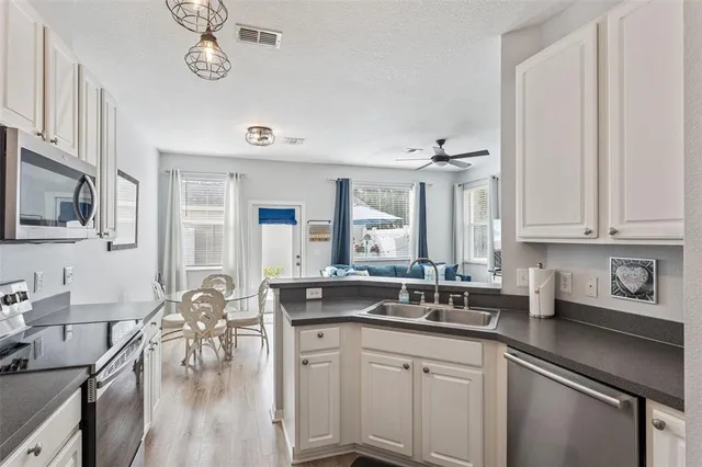 $405,000 | 12862 Langstaff Drive, Windermere, FL 34786