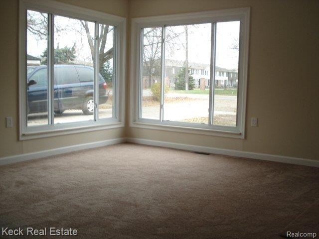 20516 Wick Road Taylor, MI 48180 - Photo 3 of 9 20516 Wick 009