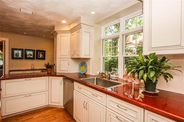 37 Chatham Road Longmeadow, MA 01106 - Photo 10 of 30 Gallery Image 10