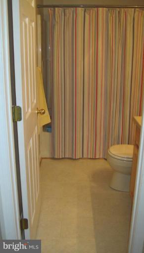 5868 Deale Churchton Road Deale, MD 20751 - Photo 24 of 28 Hall Bath