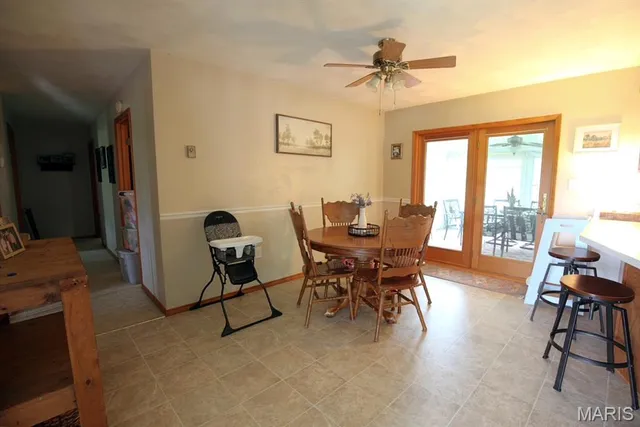 $170,000 | 227 Andrews Street, Ramsey, IL 62080