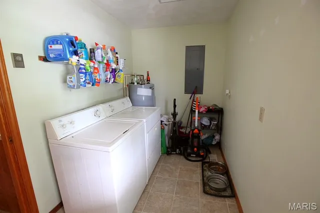 $170,000 | 227 Andrews Street, Ramsey, IL 62080