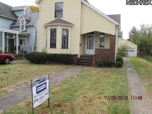 237 Smith Avenue Southwest Canton, OH 44706 - Photo 2 of 9