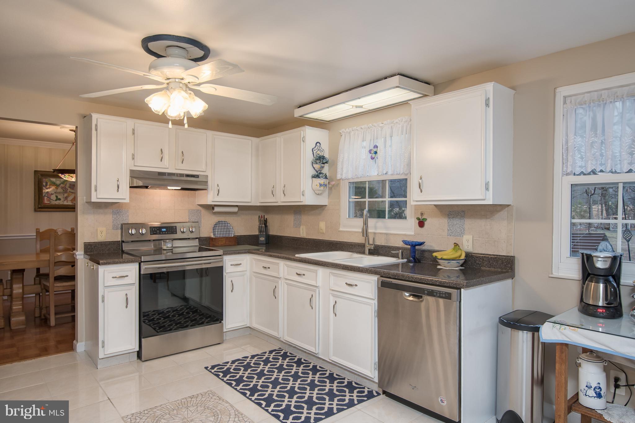 10503 Gordon Road Spotsylvania, VA 22553 - Photo 17 of 30 Kitchen