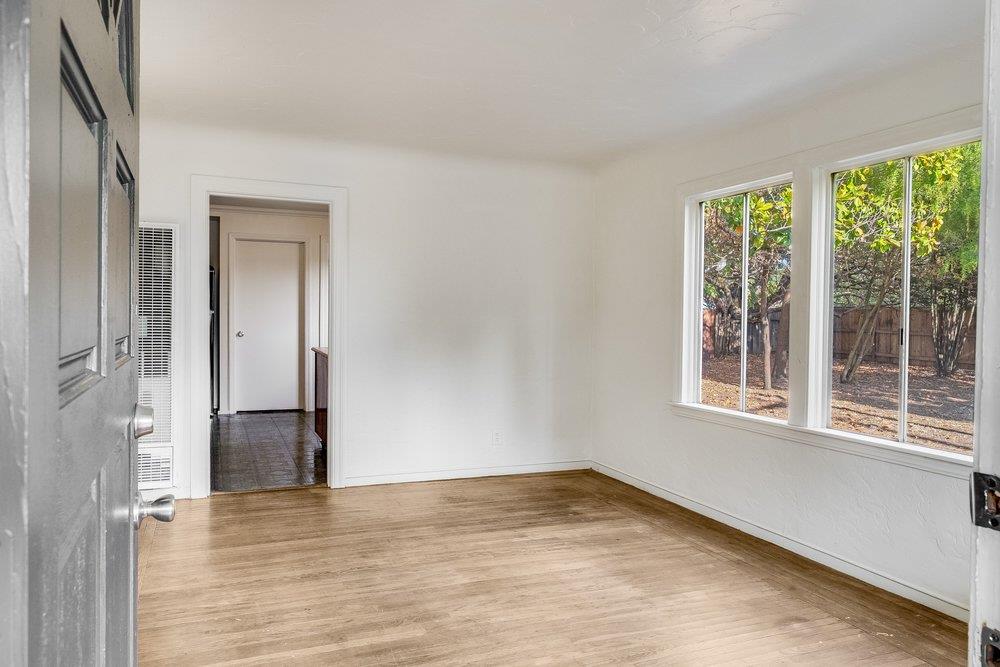 1210 Ridley Avenue Santa Rosa, CA 95401 - Photo 9 of 38 Gallery Image 9