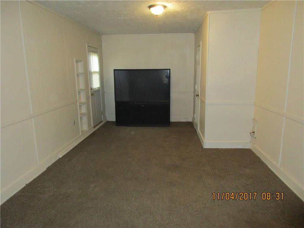 1573 Roberts Road Franklin, IN 46131 - Photo 3 of 15 Gallery Image 3