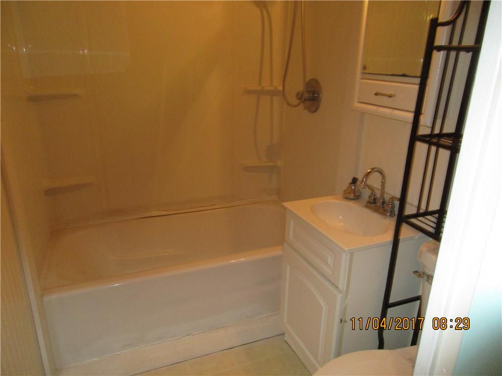 1573 Roberts Road Franklin, IN 46131 - Photo 7 of 15 Gallery Image 7