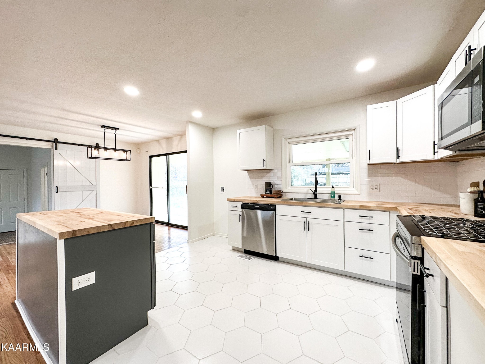4904 Gettysburg Road Knoxville, TN 37921 - Photo 11 of 25