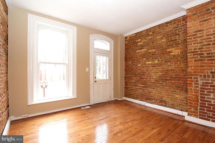128 East Church Street Frederick, MD 21701 - Photo 4 of 30 Living Room
