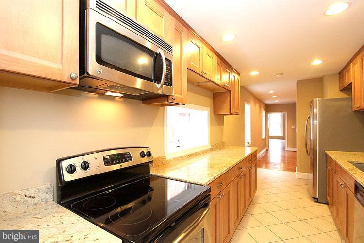 128 East Church Street Frederick, MD 21701 - Photo 10 of 30 Kitchen