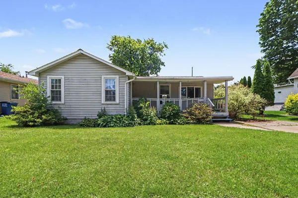 $159,900 | 206 Oberreich Street, La Porte, IN 46350