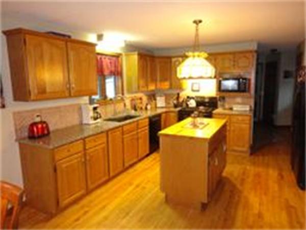 141 Bates Road Westfield, MA 01085 - Photo 8 of 17 Gallery Image 8