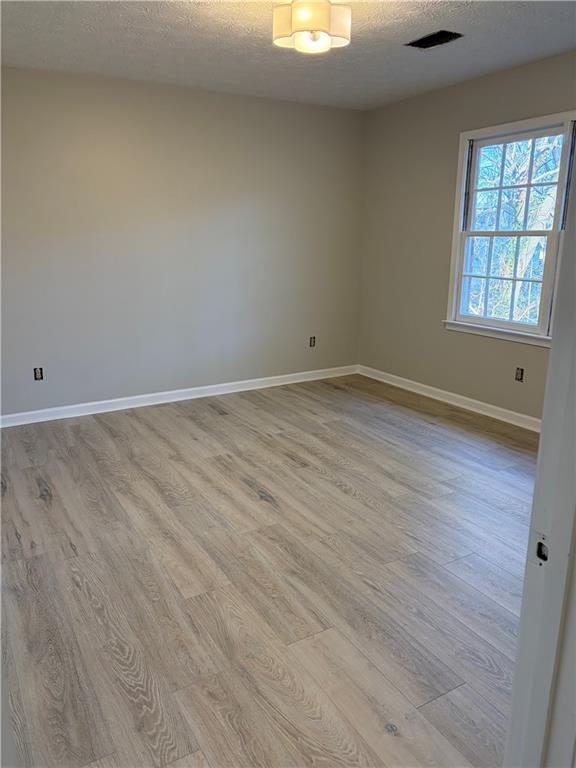 2302 Smokehouse Path Lawrenceville, GA 30044 - Photo 5 of 9