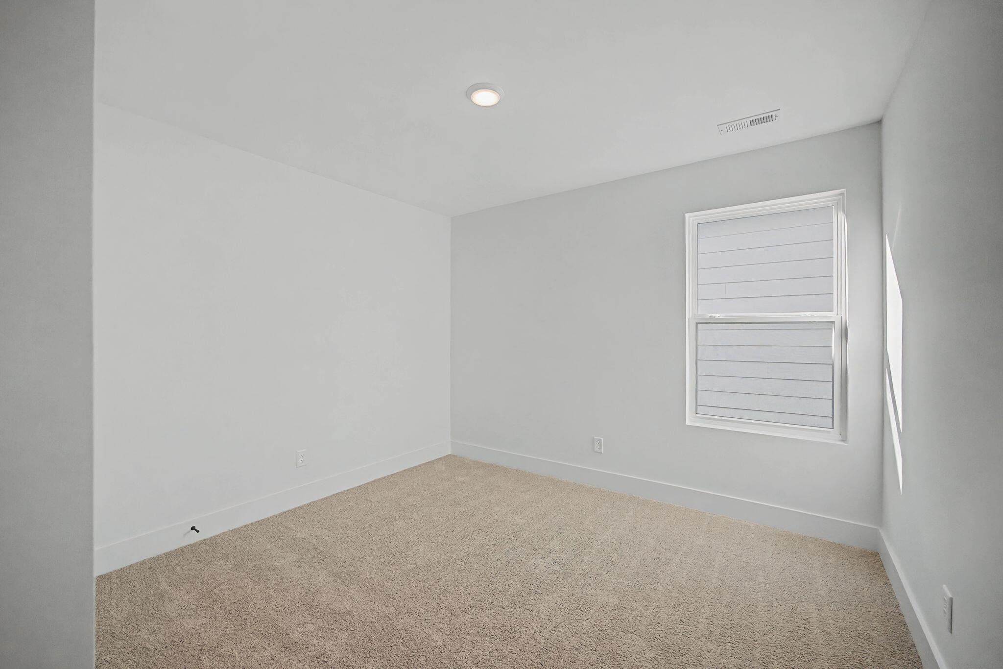 1616 Cotton Way Chattanooga, TN 37404 - Photo 17 of 38 an empty room with a window