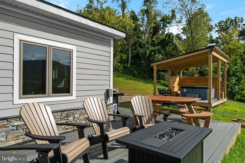 331 Pomeroy Road Front Royal, VA 22630 - Photo 3 of 6