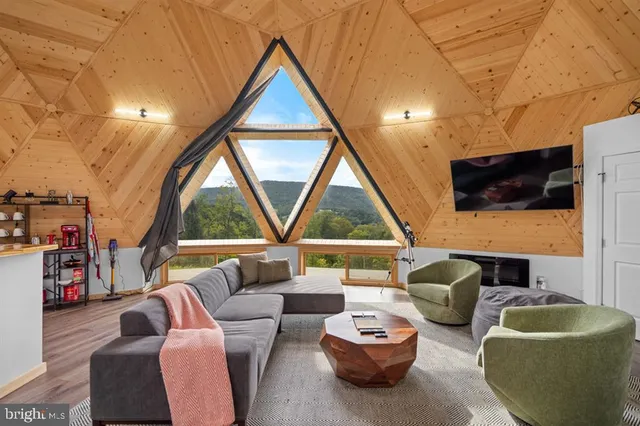 $3,900 | 331 Pomeroy Road, Front Royal, VA 22630