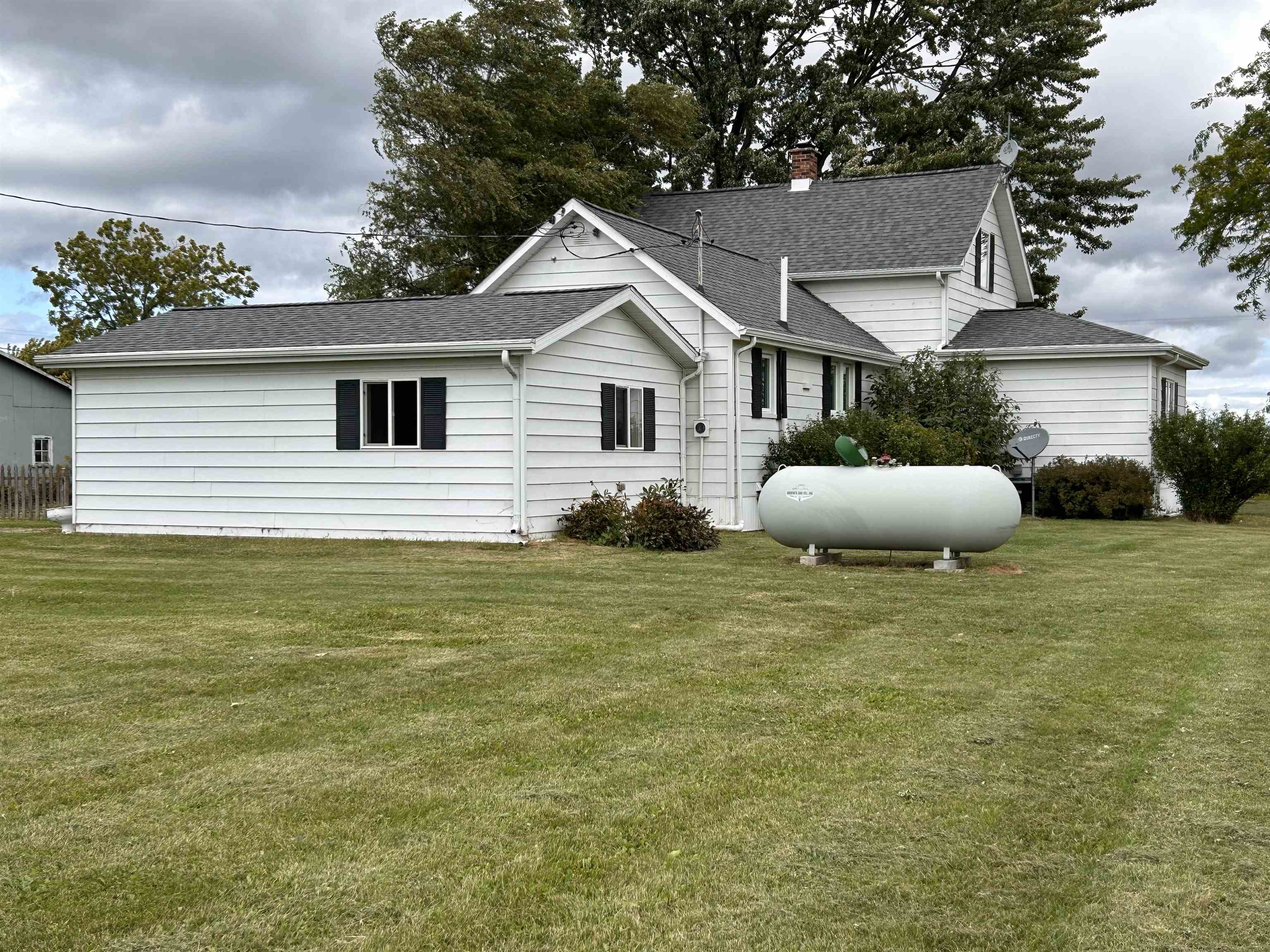 916 East Townline 14 Road Kawkawlin, MI 48631 - Photo 34 of 84 Gallery Image 34