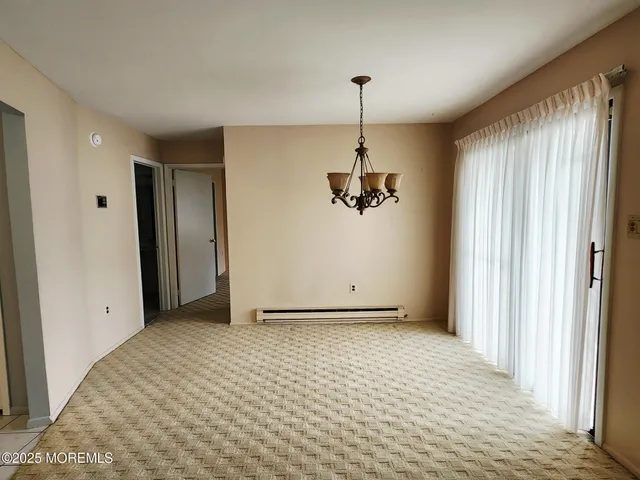 a view of empty room with window