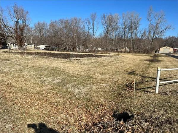 $39,900 | 18710 East Truman Road, Independence, MO 64056