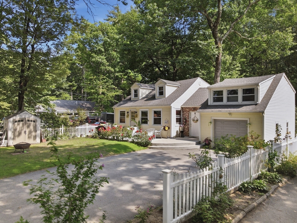 20 South Shore Road Westminster, MA 01473 - Photo 2 of 33 Gallery Image 2