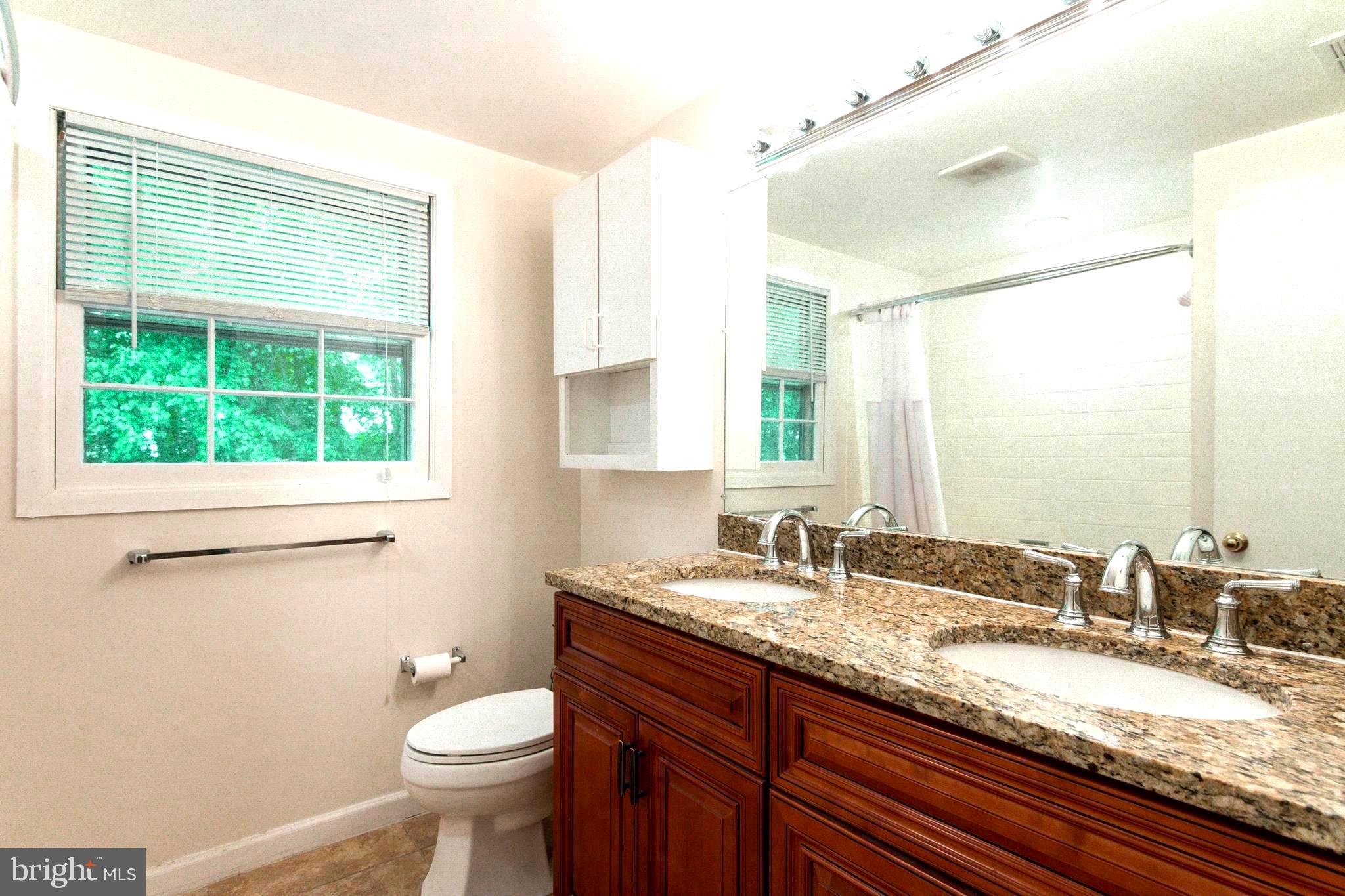 12600 Ivory Pass Laurel, MD 20708 - Photo 25 of 31 Upper Level 1 Family Full Bath
