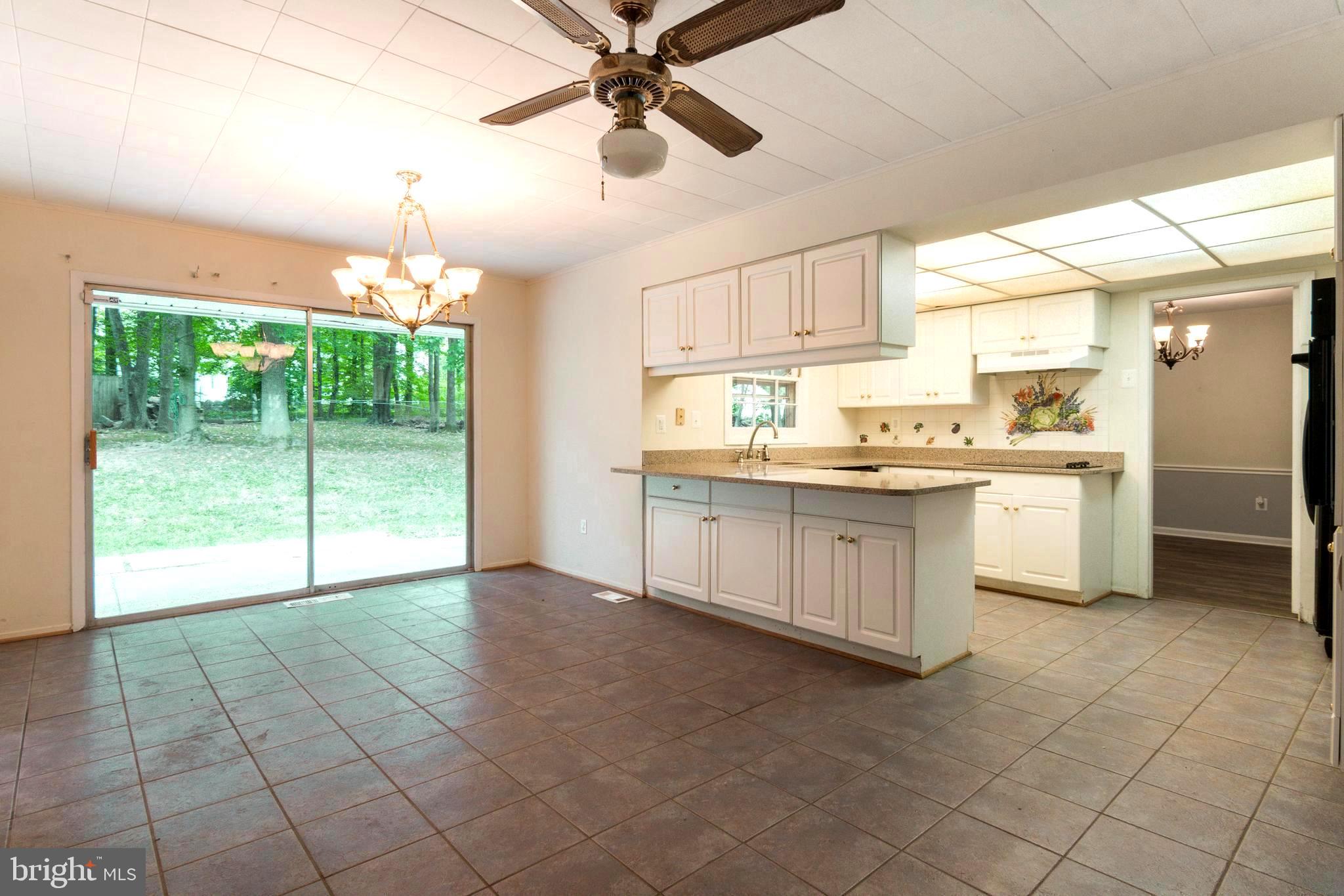12600 Ivory Pass Laurel, MD 20708 - Photo 9 of 31 Eat-in-kitchen Space/Family Room