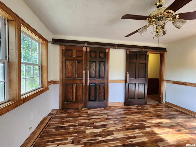 $275,000 | 5628 Coal Street, Sesser, IL 62884