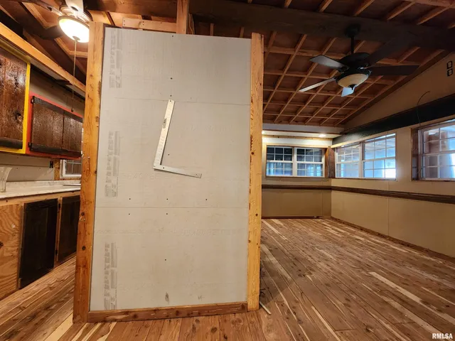 $275,000 | 5628 Coal Street, Sesser, IL 62884