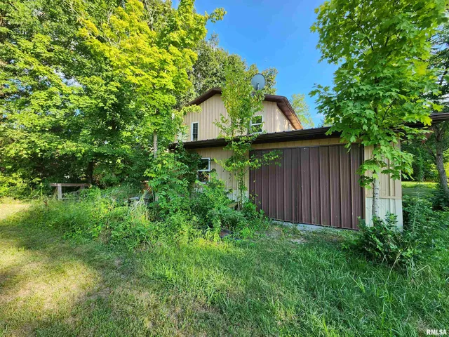 $275,000 | 5628 Coal Street, Sesser, IL 62884