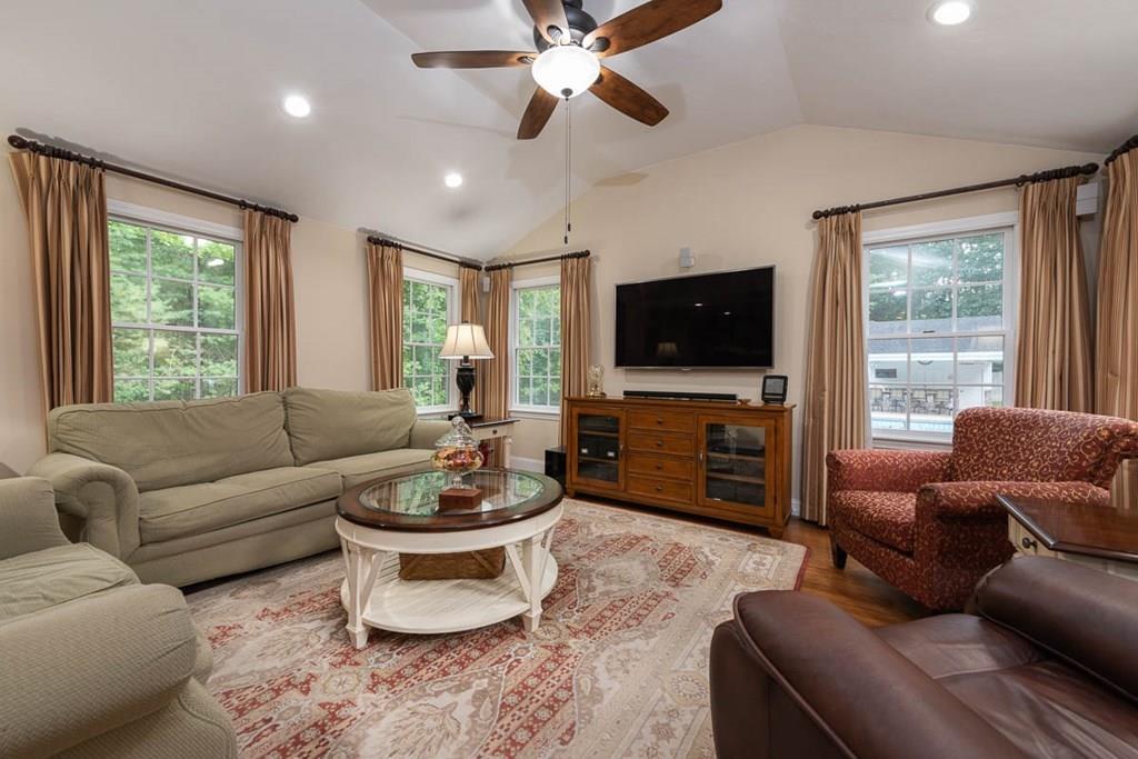 108 Chestnut Street Pepperell, MA 01463 - Photo 12 of 42