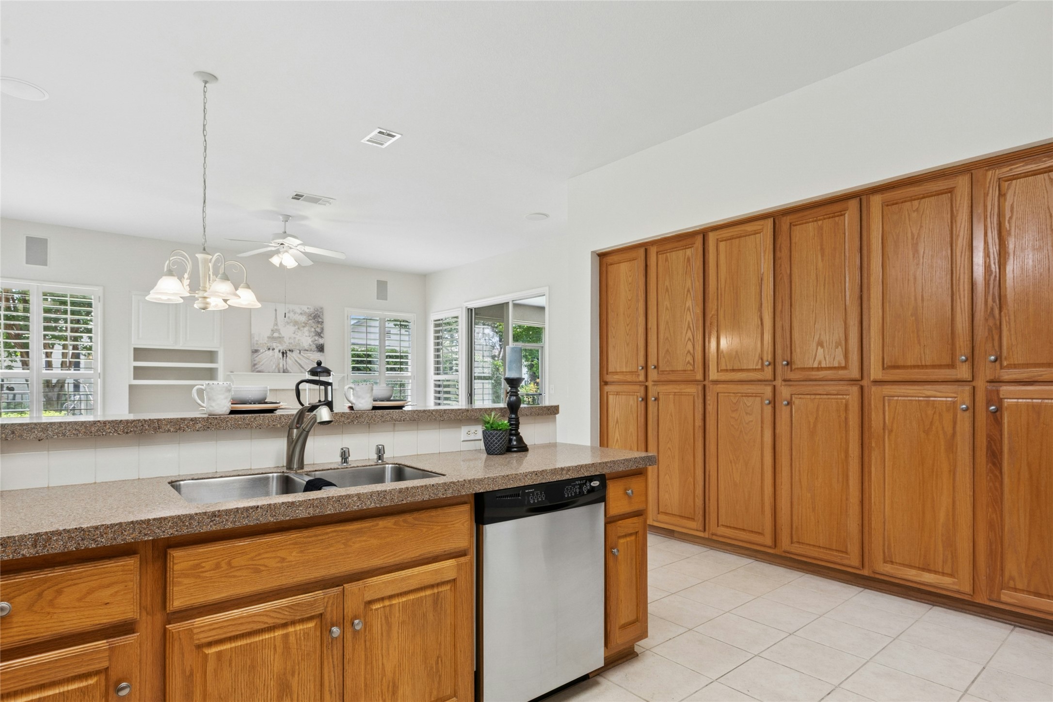 138 Running Water Street Georgetown, TX 78633 - Photo 10 of 36 Kitchen