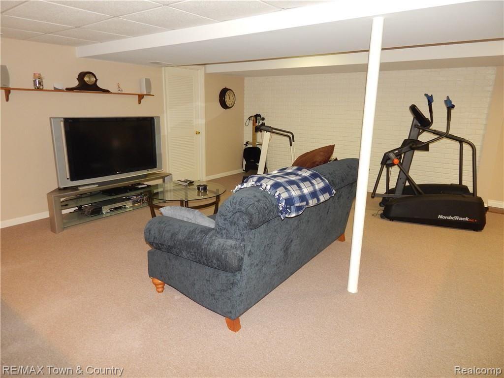 10030 West Pierson Road Flushing, MI 48433 - Photo 48 of 72