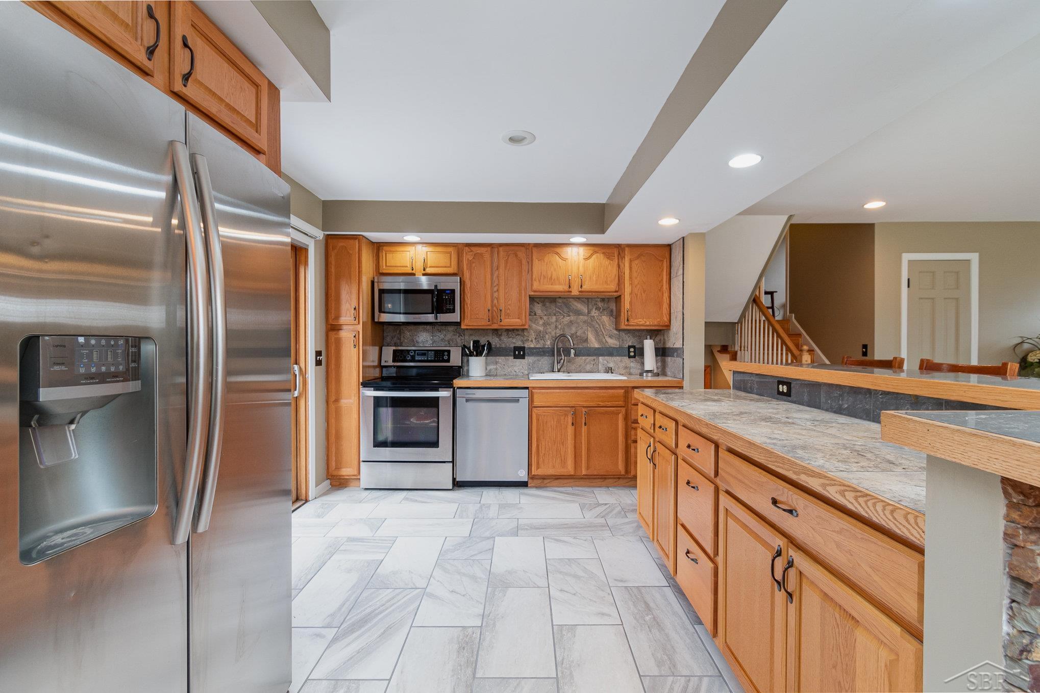 5282 Shattuck Road Saginaw, MI 48603 - Photo 8 of 26 50135314-4a26f660-4ec3-4733-a417-35f33d4b0a21.JPG
