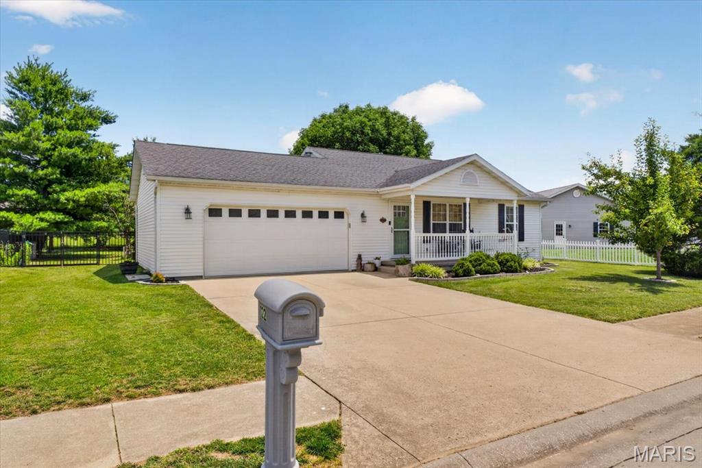 122 Westview Place Waterloo, IL 62298 - Photo 2 of 34