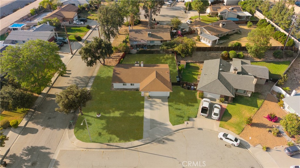 2764 East Mirada Road Highland, CA 92346 - Photo 7 of 26 photo has been altered