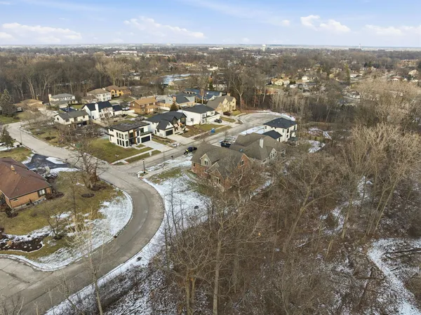 $850,000 | 388 Preserve Lane, Wood Dale, IL 60191