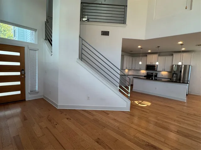 $2,950 | 1413 Casa Drive, Austin, TX 78745