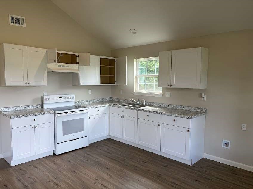 132 Pine Ridge Drive Cleveland, TX 77327 - Photo 7 of 20
