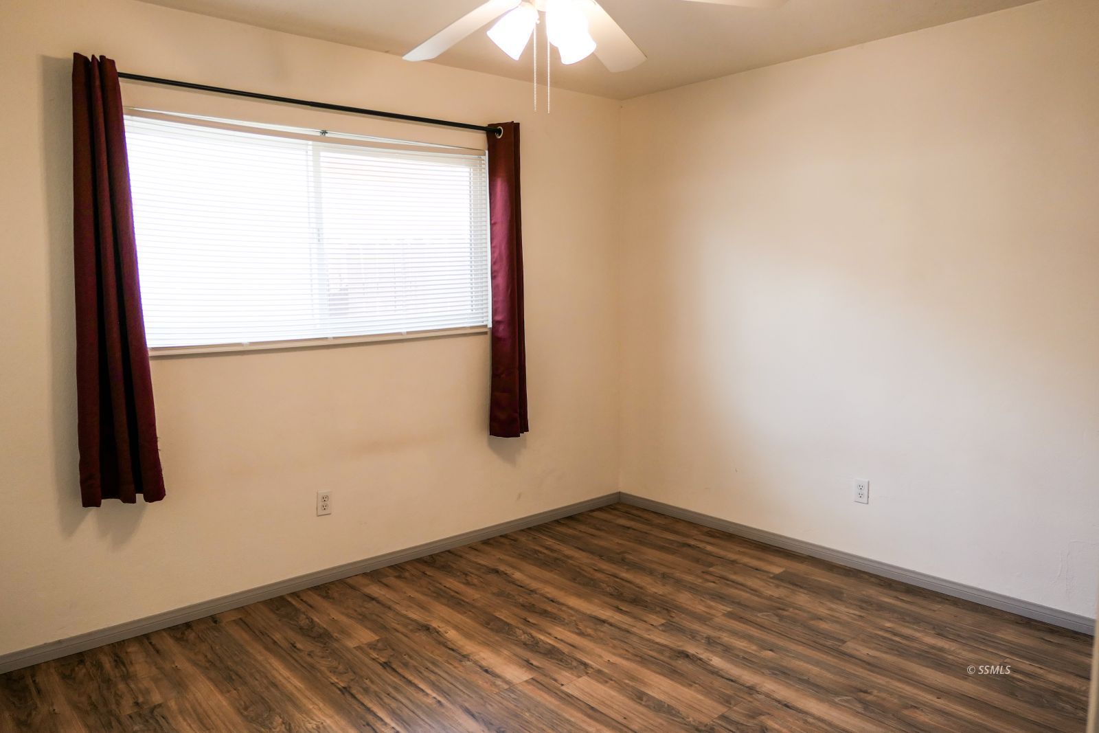 1033 West Bataan Avenue Ridgecrest, CA 93555 - Photo 23 of 43