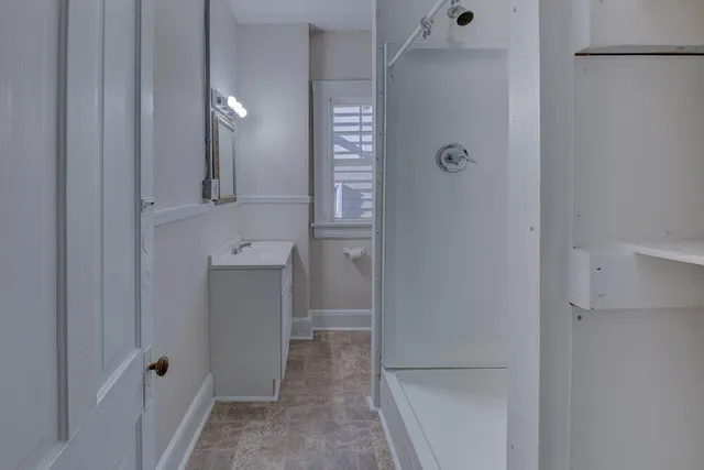 $800 | 820 Oak Street, Unit 4, Chattanooga, TN 37403