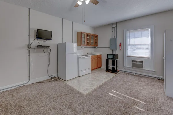 $800 | 820 Oak Street, Unit 4, Chattanooga, TN 37403