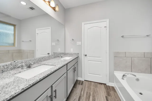 $2,300 | 31215 Whitfield Court, Fulshear, TX 77441