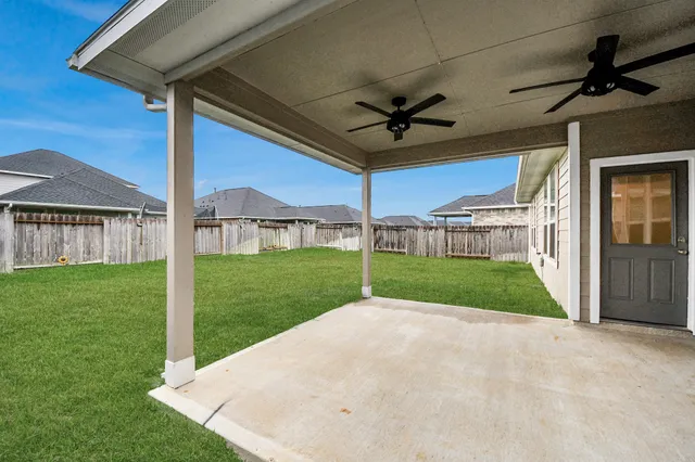 $2,300 | 31215 Whitfield Court, Fulshear, TX 77441