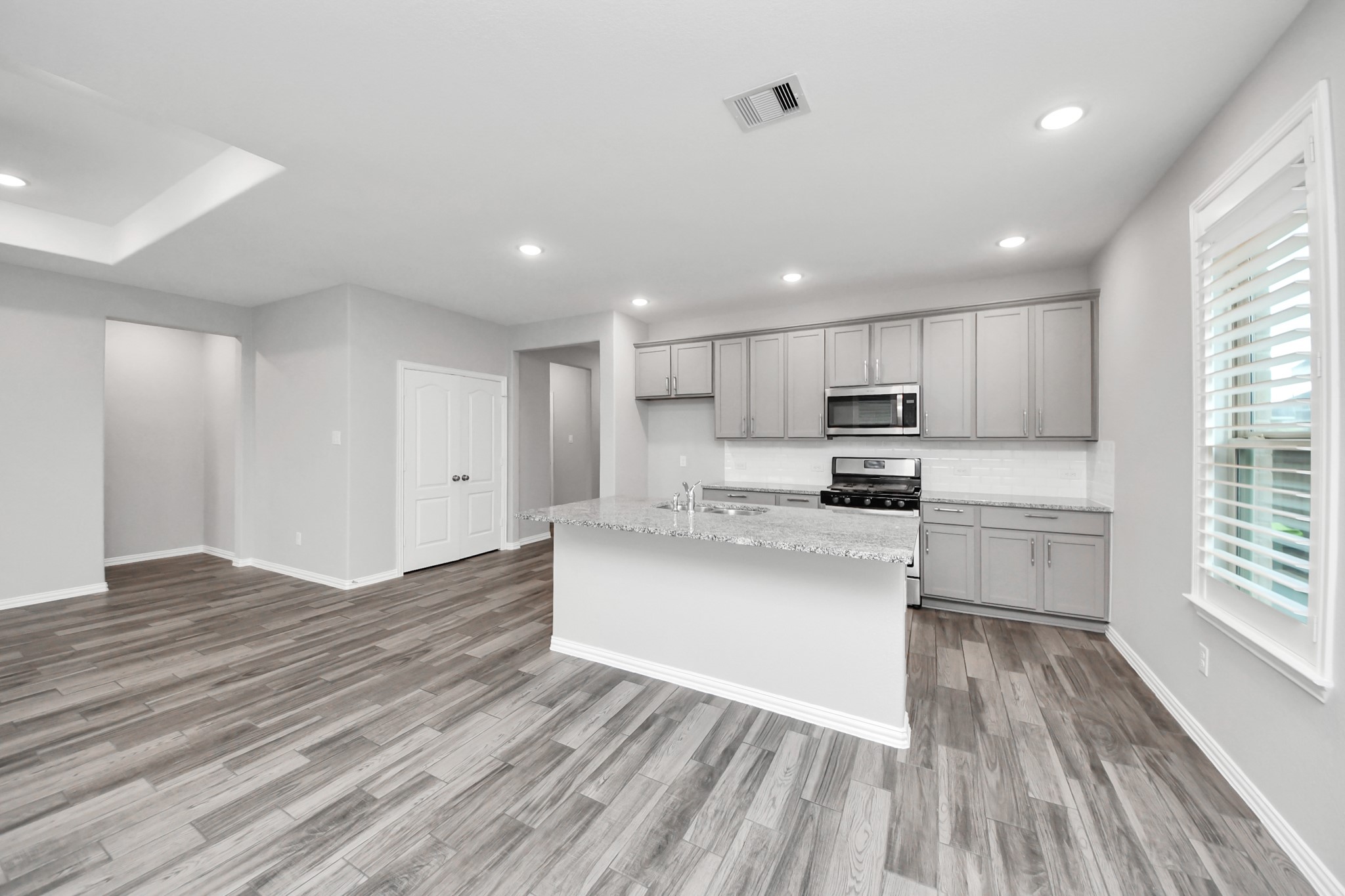 31215 Whitfield Court Fulshear, TX 77441 - Photo 5 of 24